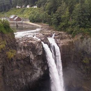 Meet your Posher, Denise